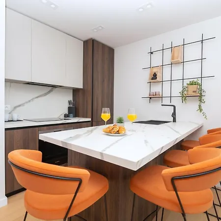 Luxury La Mar Sea&city View Apartmán *