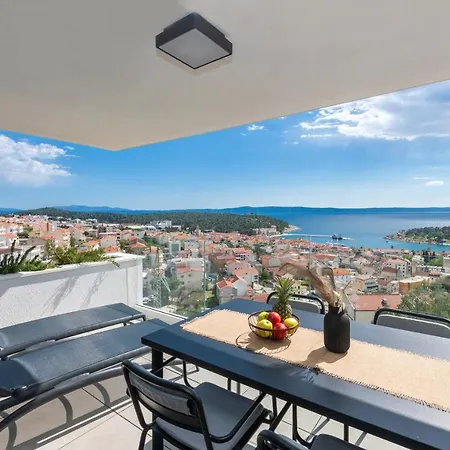 Luxury La Mar Sea&city View דירה *