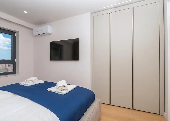 Luxury La Mar Sea&city View * מאקרסקה